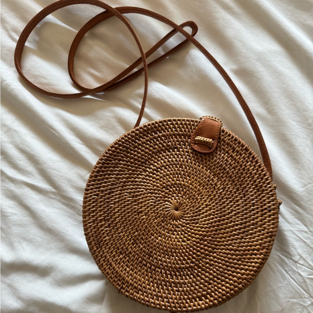 Round Woven Tan Crossbody Bag